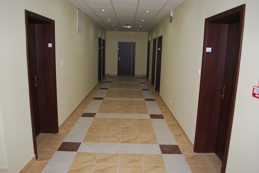 Aranytál Panzió Acomodação com café da manhã Komárom Quarto foto